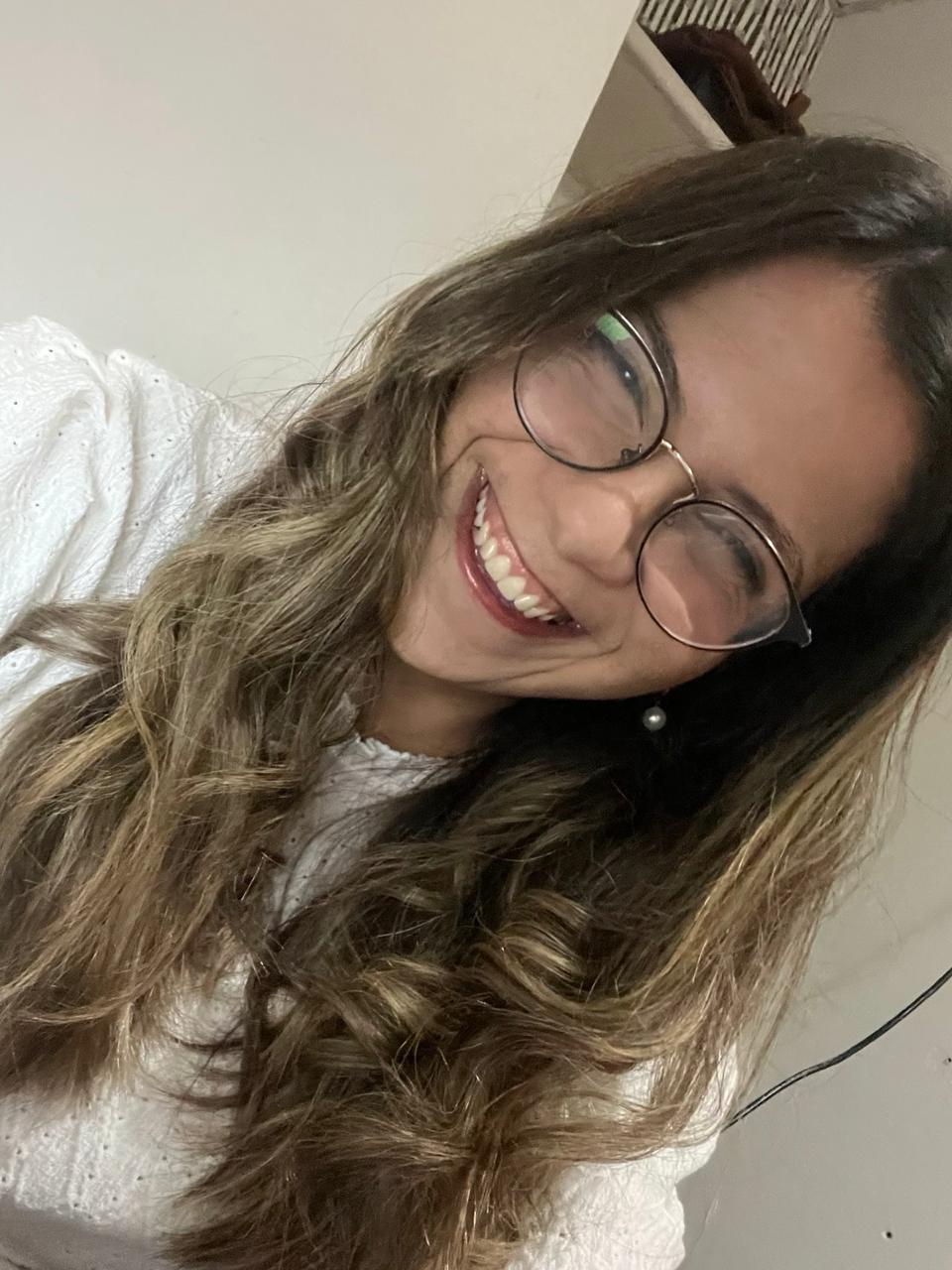 Docente Ana Paula Rosaschi